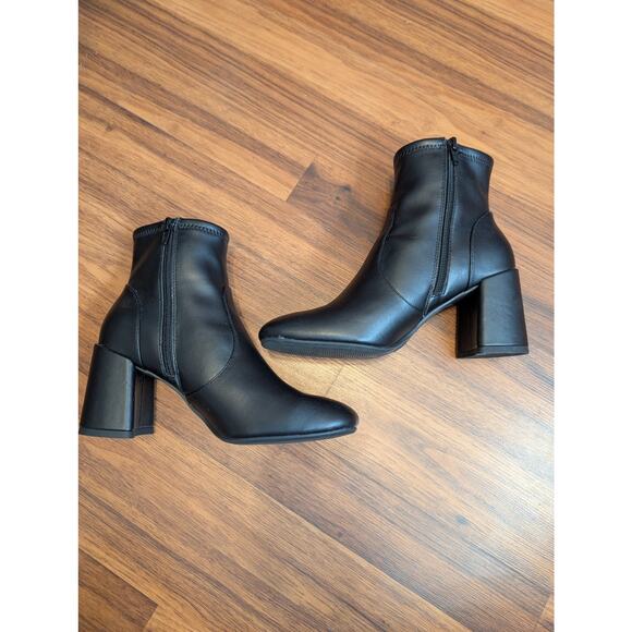 Madden NYC Black Block Heel Ankle Boots- Classic Zip Booties- Size 7.5 - Picture 2 of 9